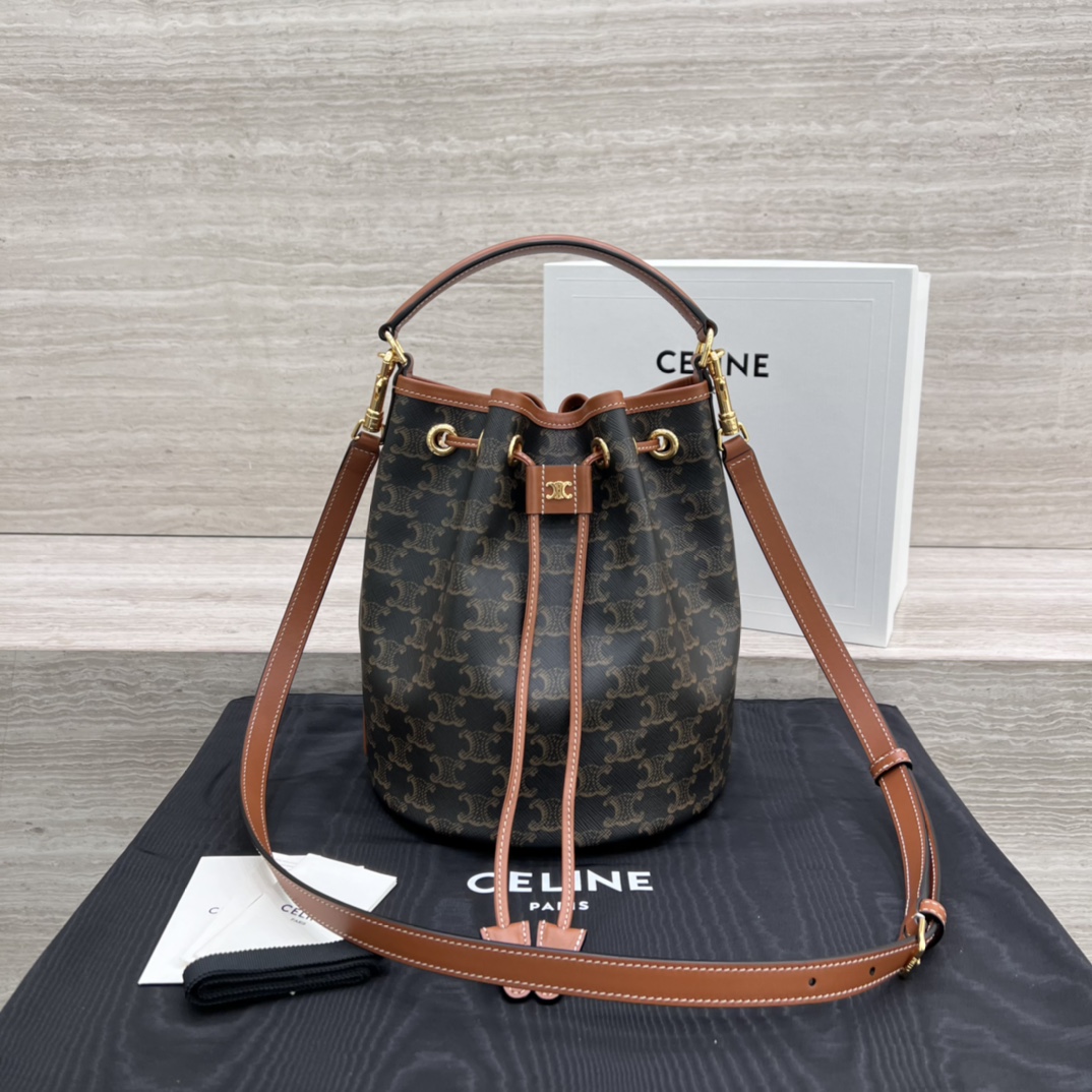 T&uacute;i X&aacute;ch Nữ Celine Clara 116882 Logo Celine 