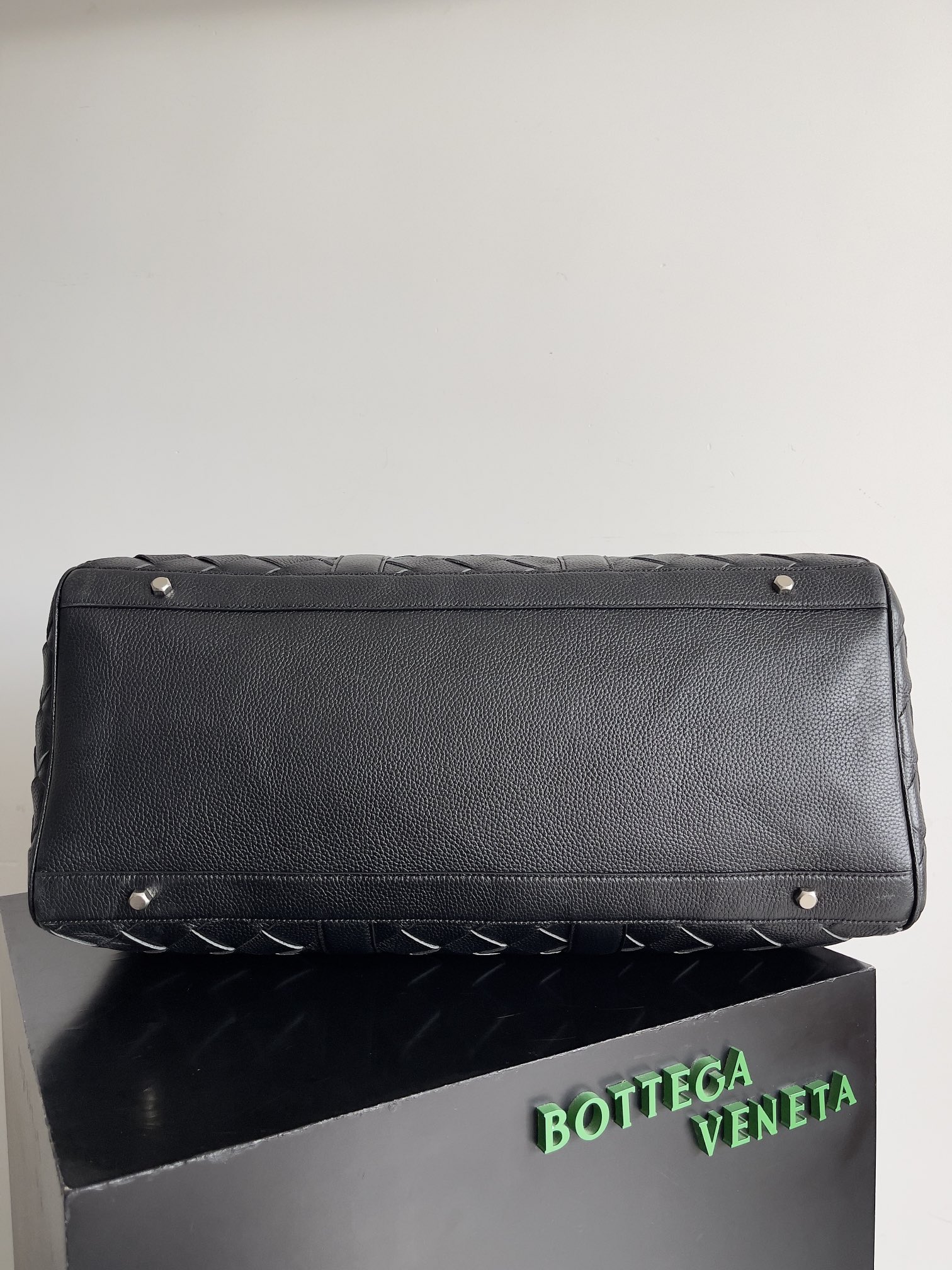 Túi xách nữ bottega veneta màu đen 795287