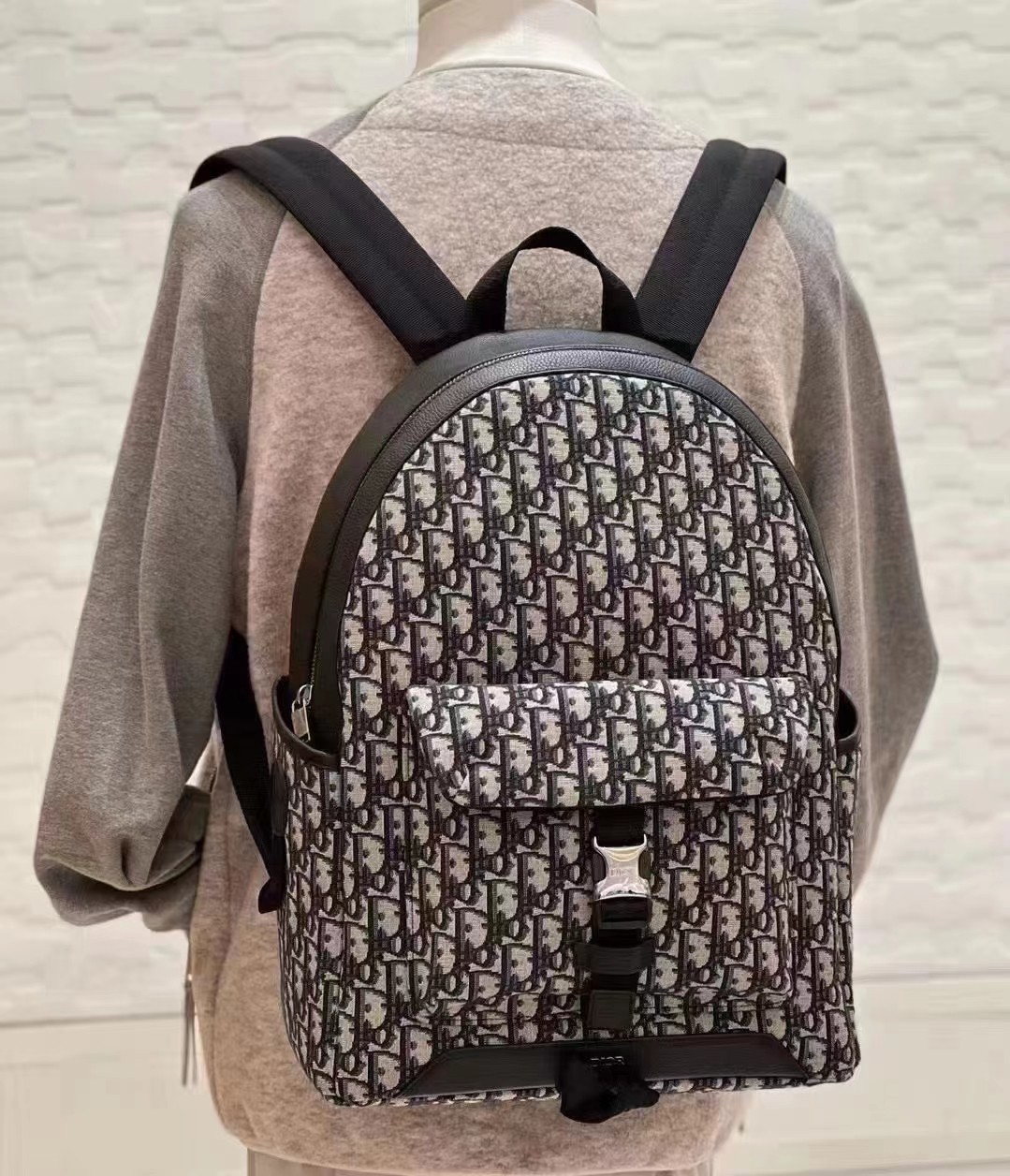 Balo nam Dior Explorer 9949