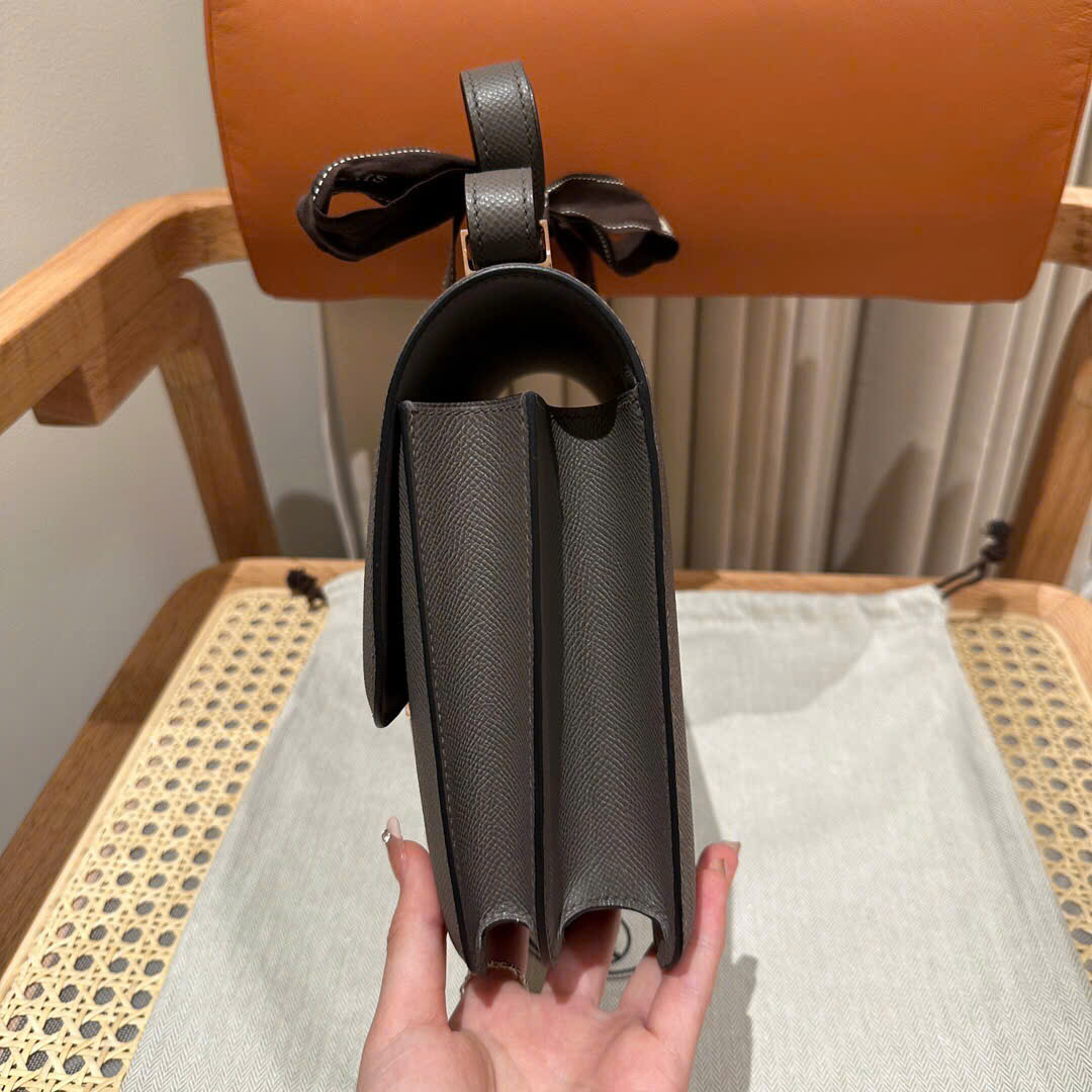 Túi xách Hermes Constance màu xám logo vàng