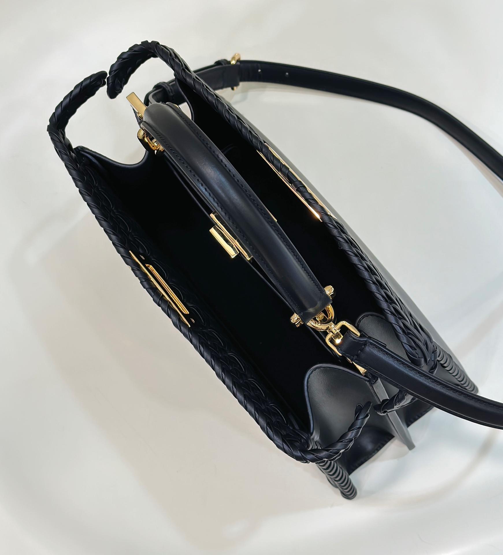 TÚI XÁCH FENDI 80138