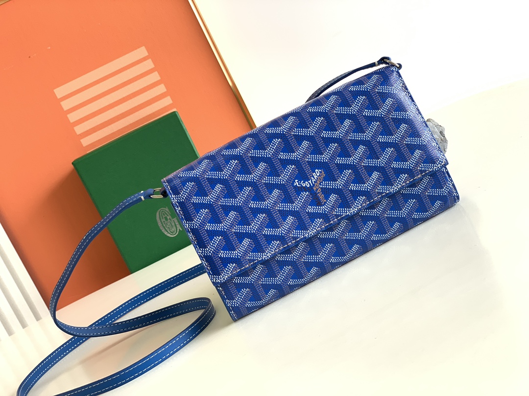 Goyard Varenne 8118 (blue)
