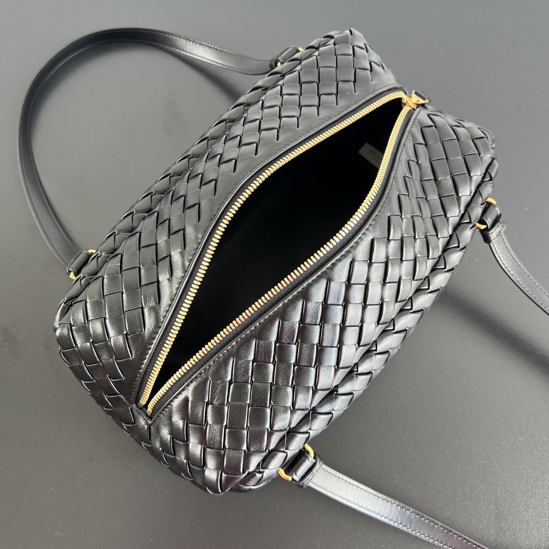 Túi xách nữ bottega veneta màu đen 796258