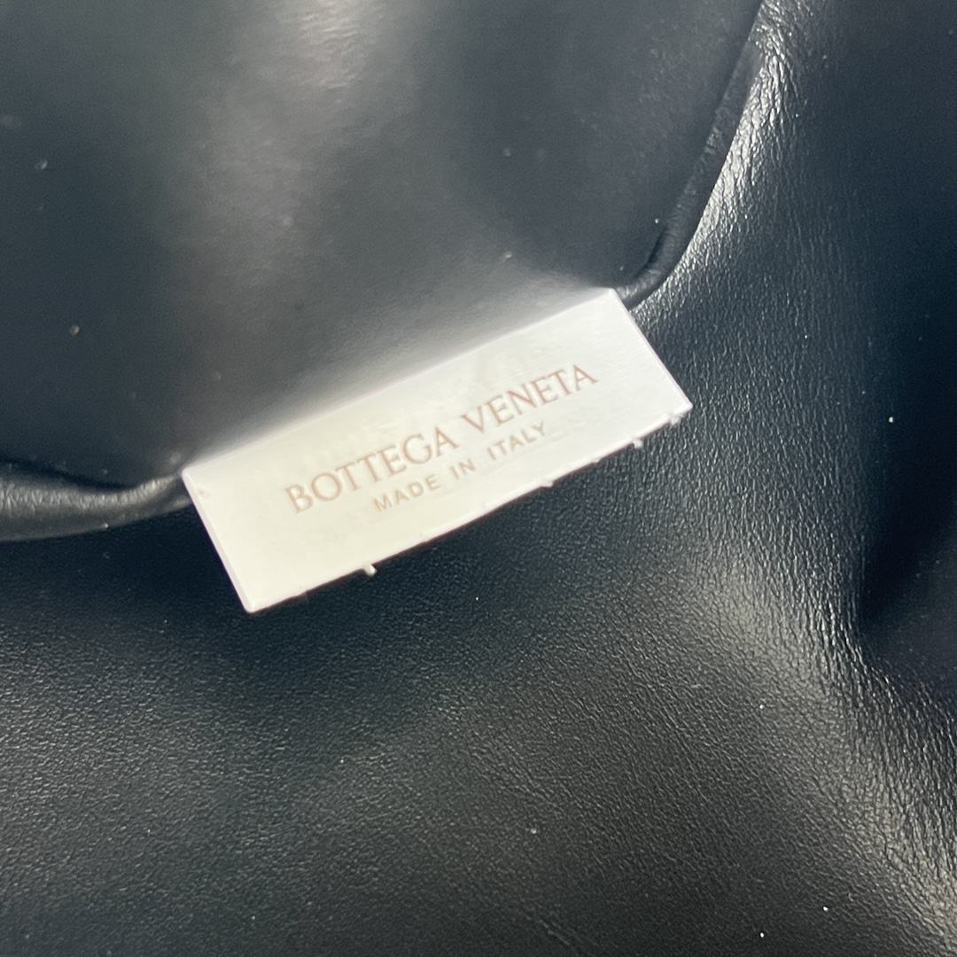 Túi xách nữ bottega veneta màu đen 796258