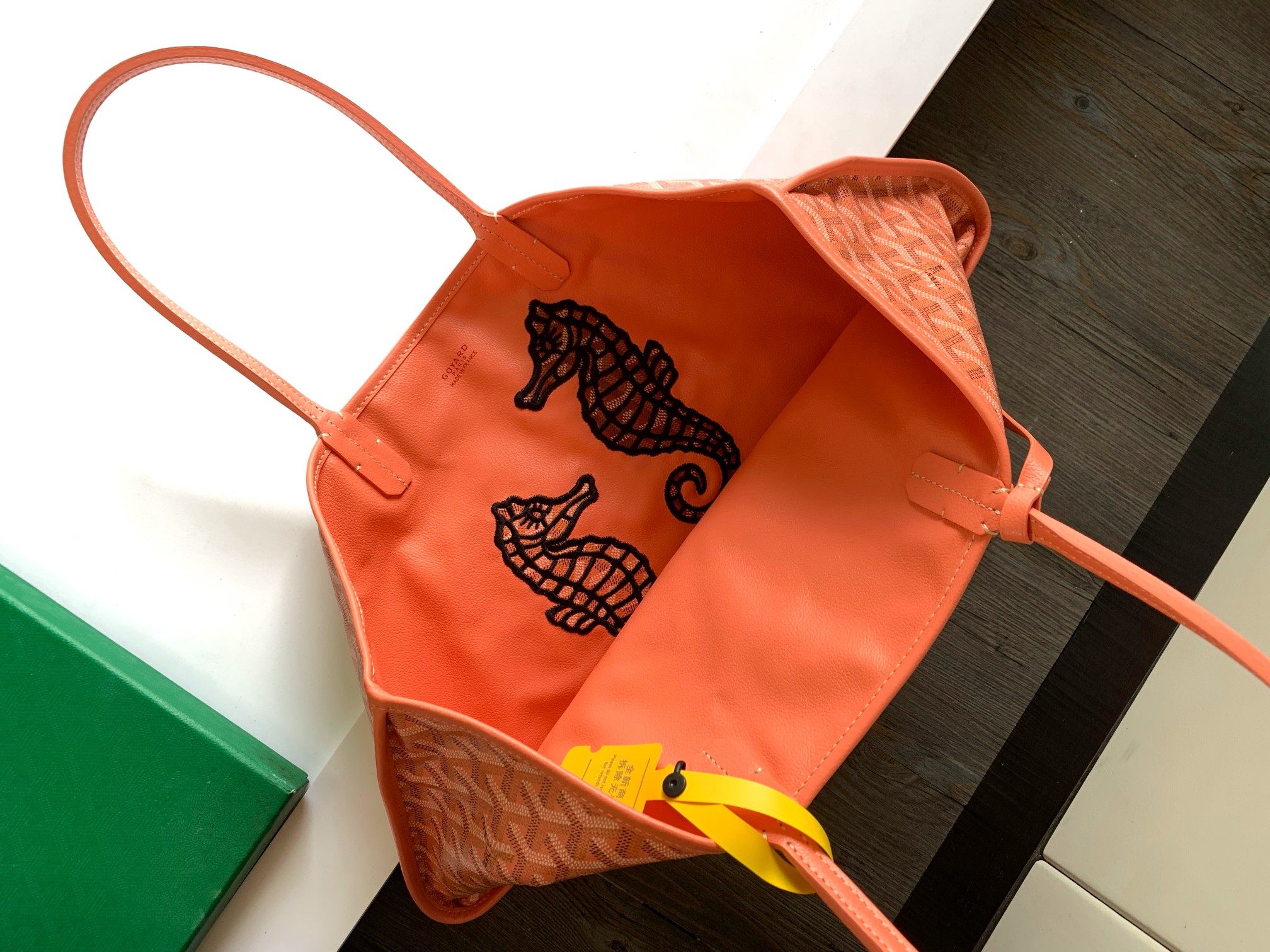 Goyard ANJOR  8017 (orange)