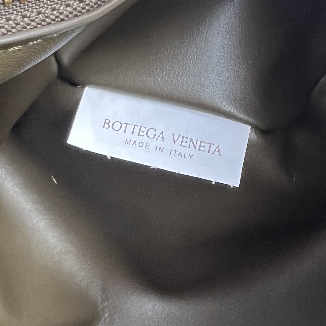 Túi xách nữ bottega veneta màu rêu 796258