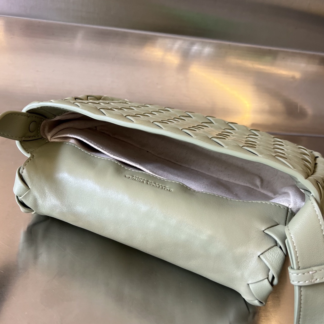 Túi xách nữ bottega veneta màu rêu 755659