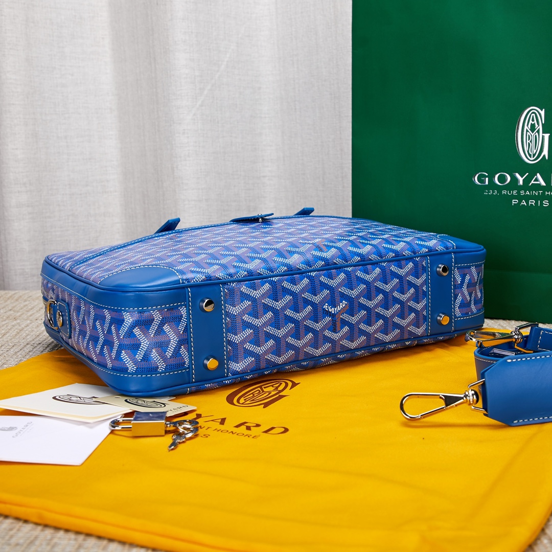 Goyard Ambassade 1100 (blue)