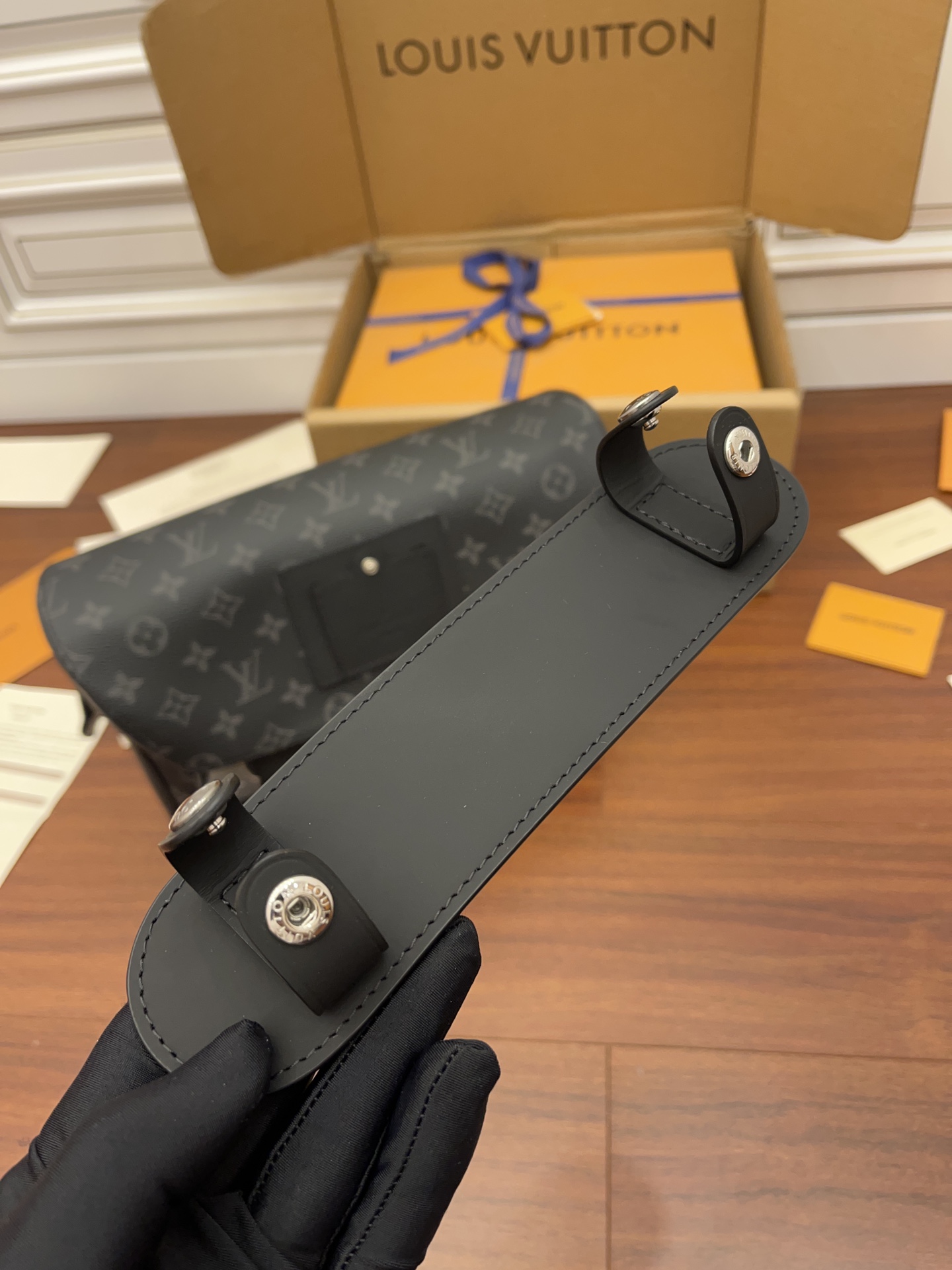 T&uacute;i x&aacute;ch Sac Messenger PM VoyagerM40511