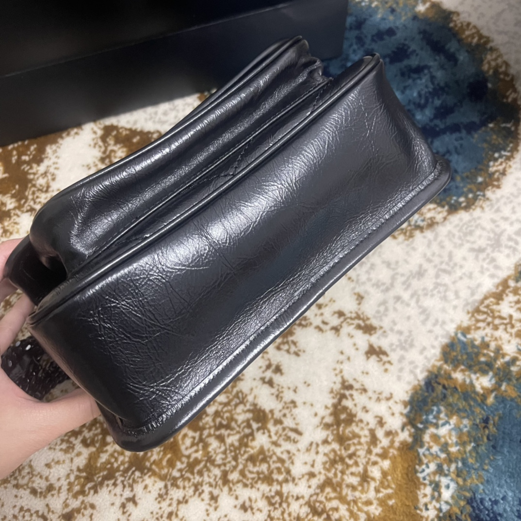 T&uacute;i X&aacute;ch YSL NIKi 533037 M&agrave;u Đen 