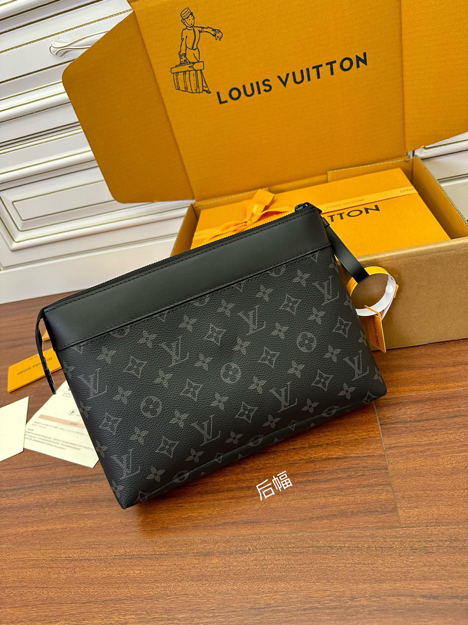 Túi Nam  Pochette Voyage Souple M82543 Màu Đen