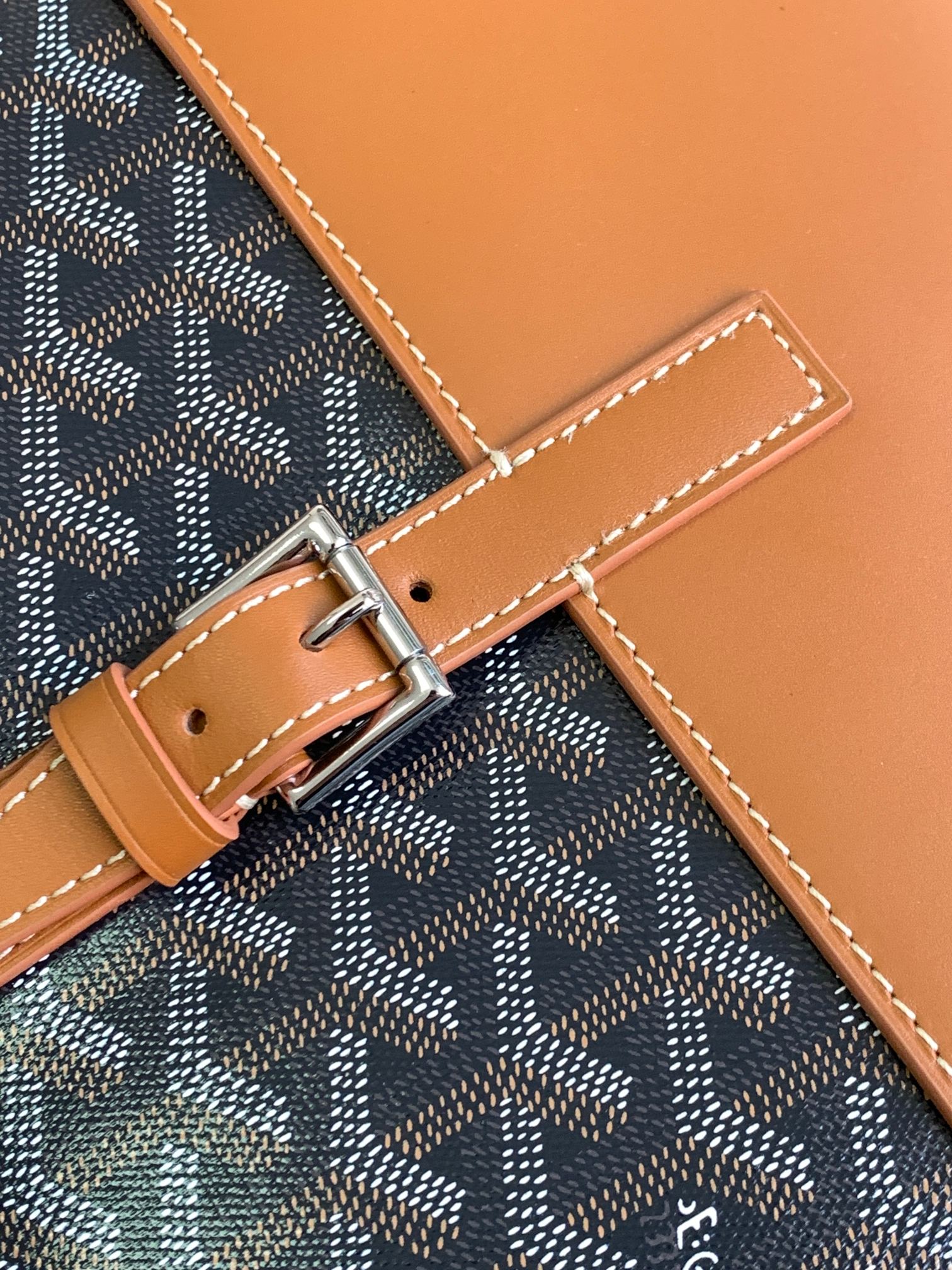 goyard citadin 8029-1 (brown)