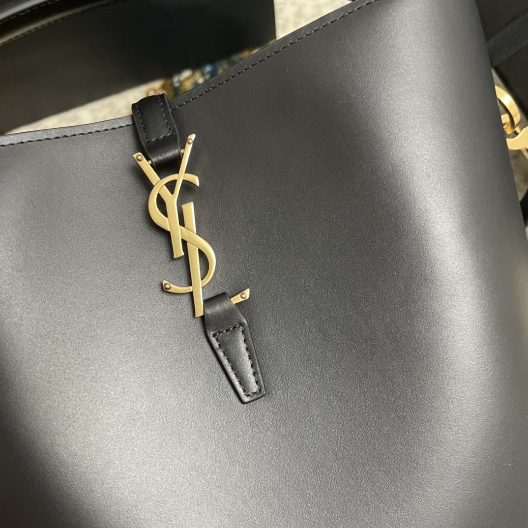 T&uacute;i x&aacute;ch YSL m&agrave;u đen 742828