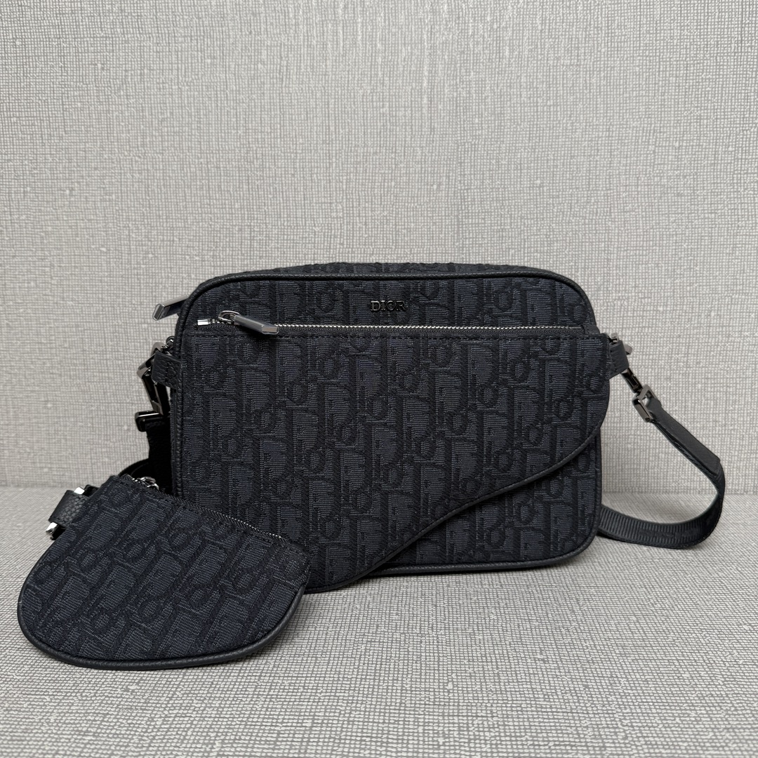 Túi xách Dior Oblique màu đen 9204
