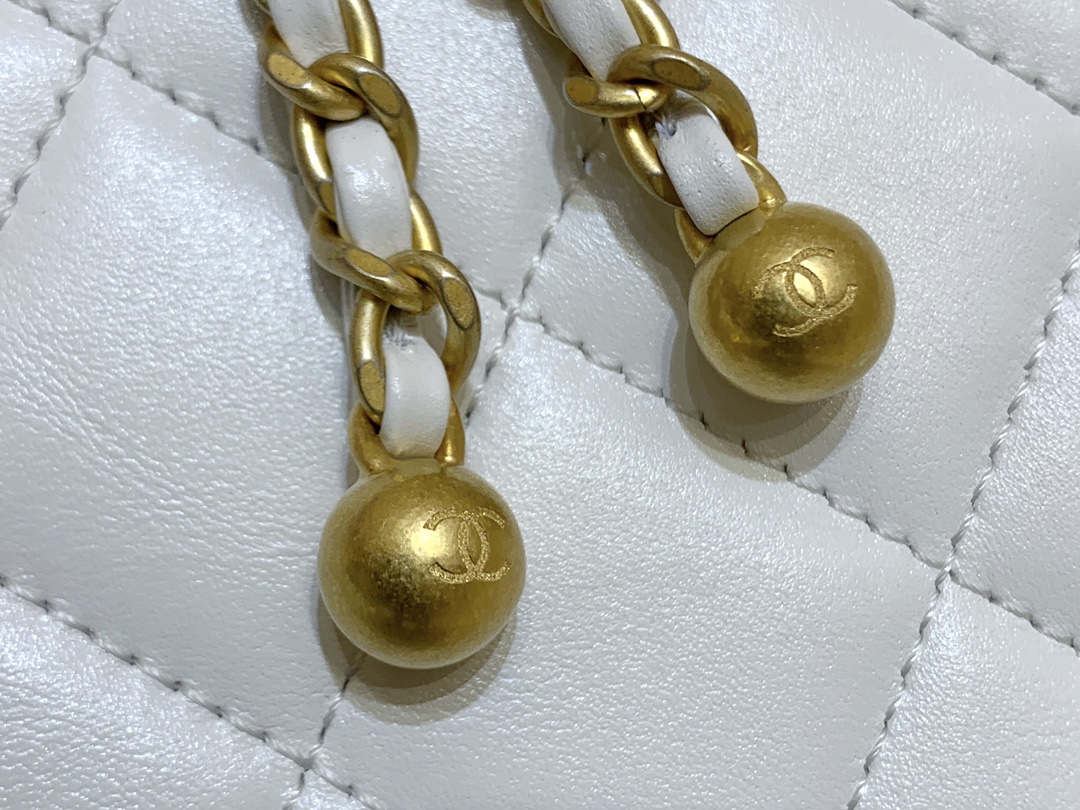 T&uacute;i X&aacute;ch Chanel AP2649 M&agrave;u Trắng