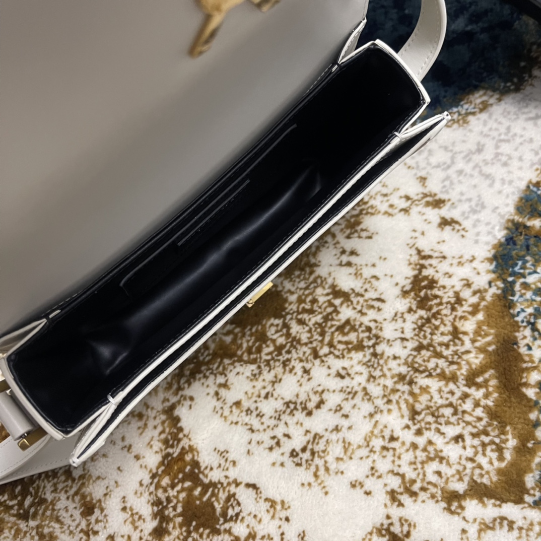 YSL Solferion Box 634305 (white)