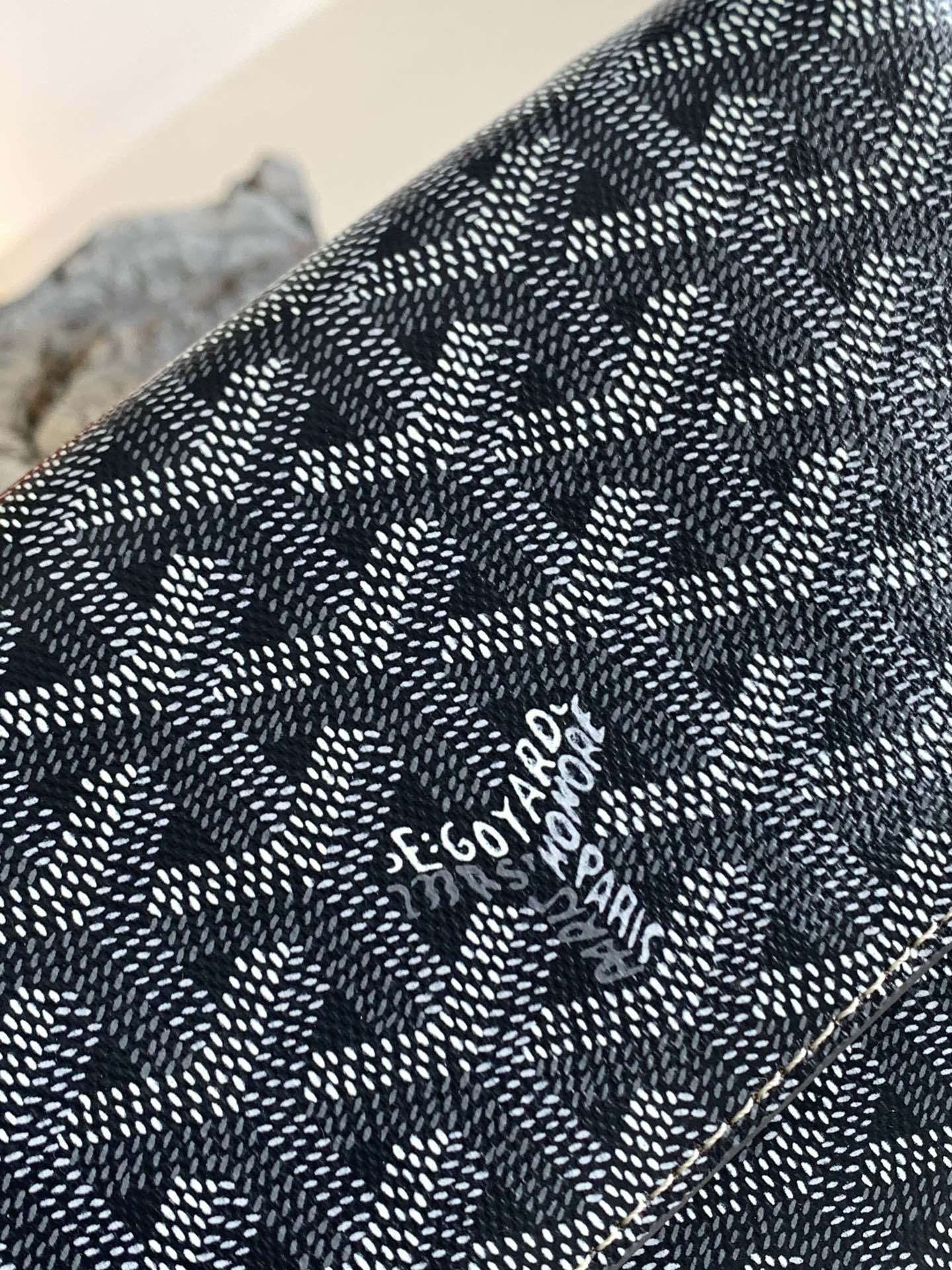 Goyard Varenne M8118 (grey)