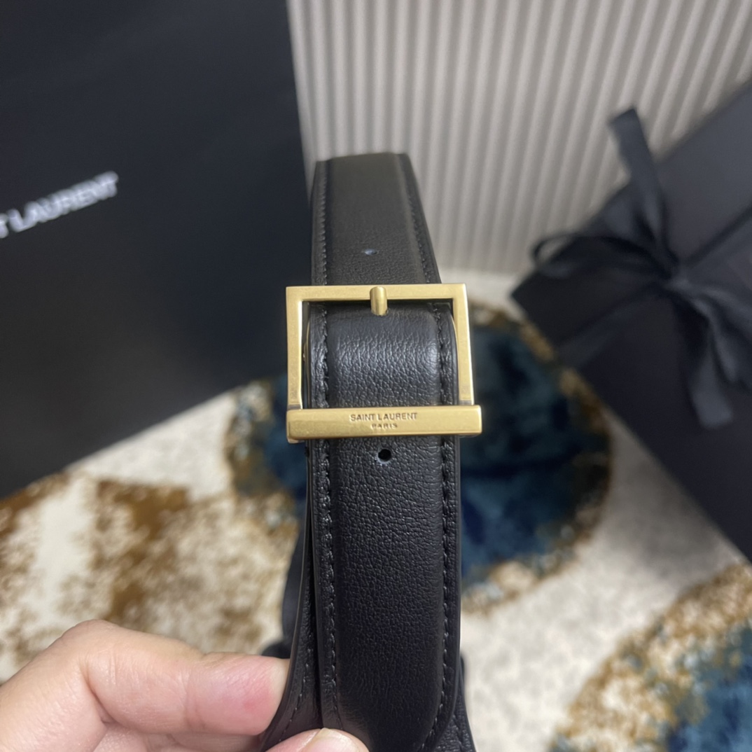 LE 57 HOBO 713938 (Black)