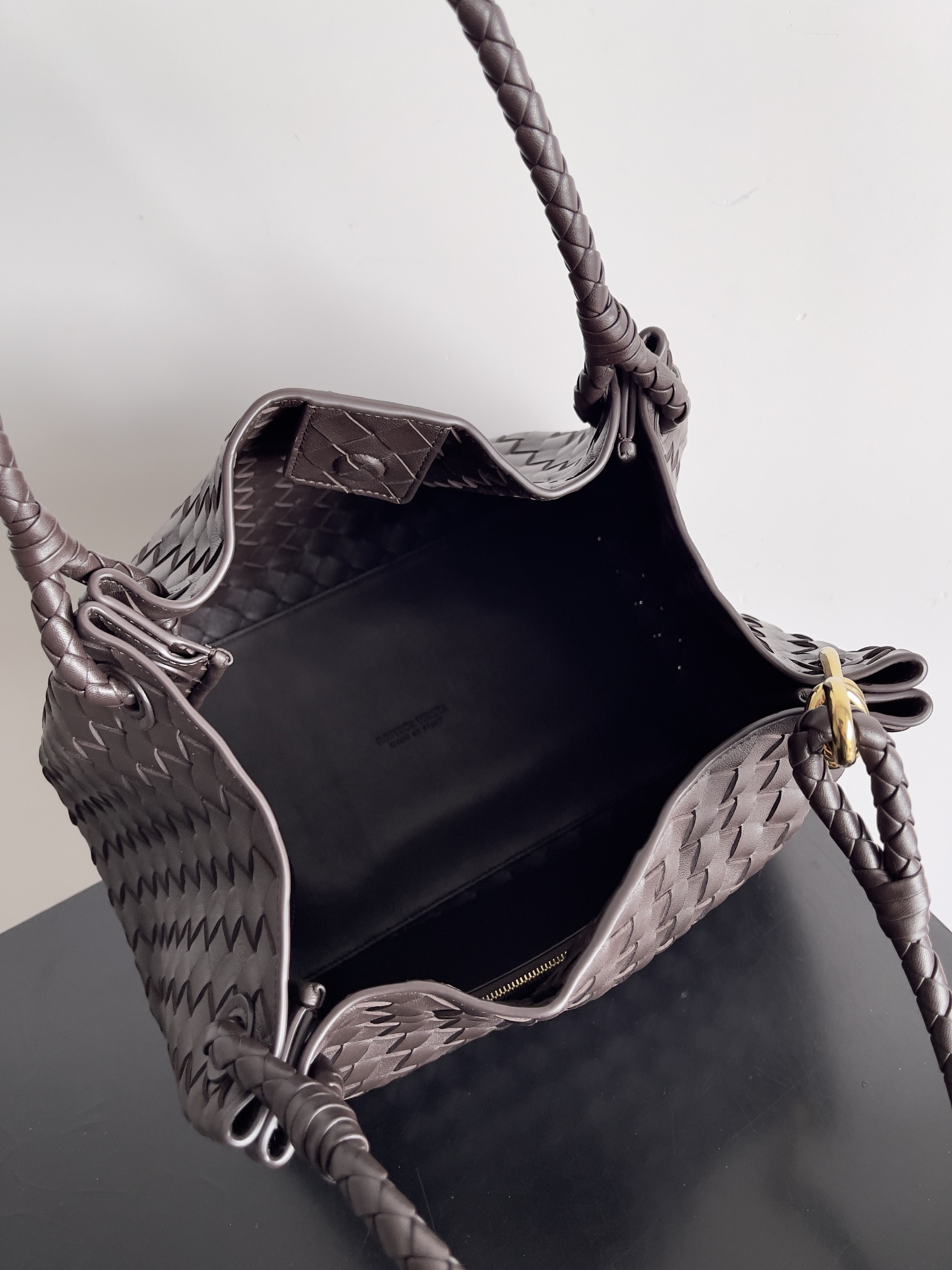 Túi xách nữ bottega veneta màu nâu 796571