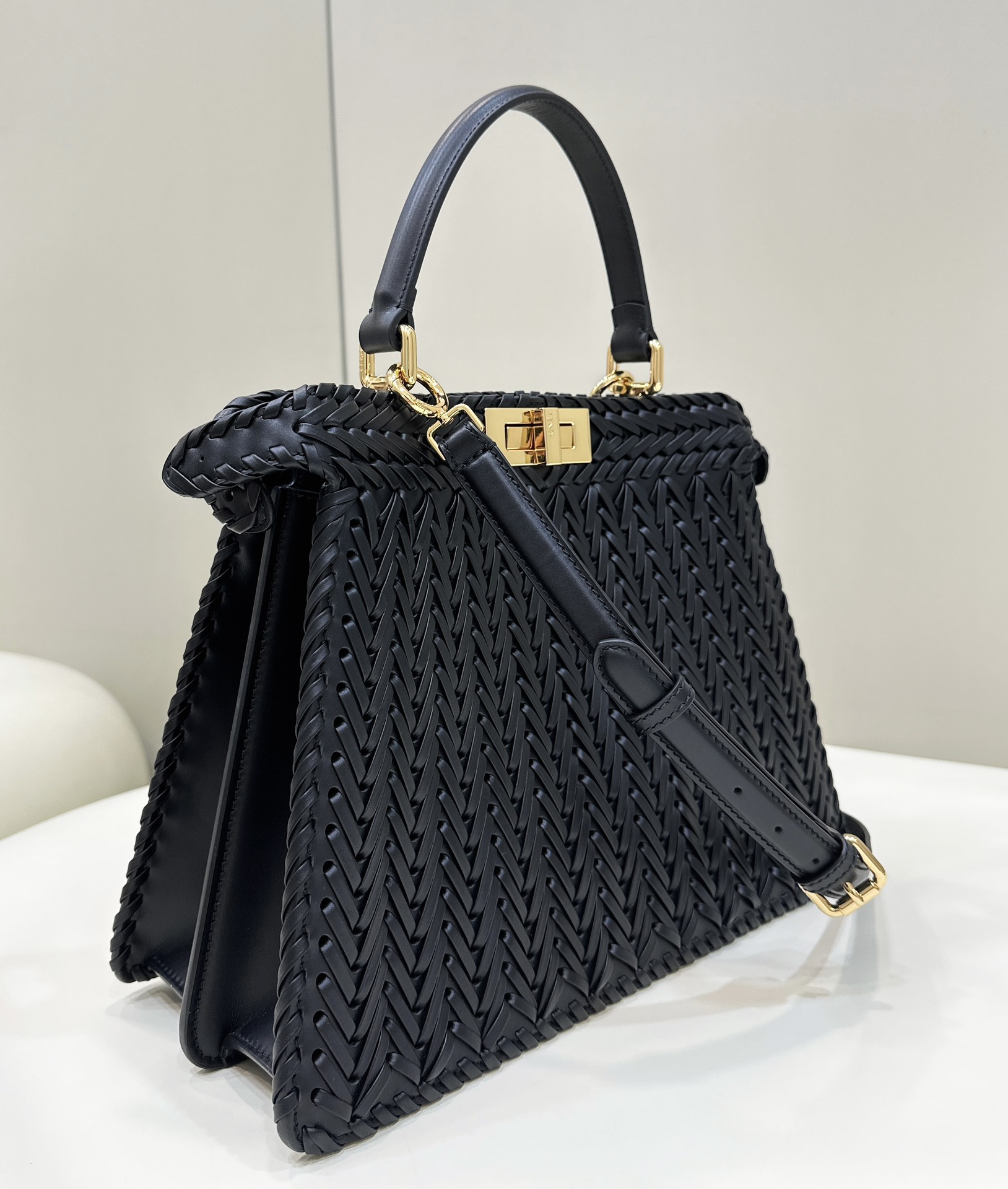 TÚI XÁCH FENDI 80138