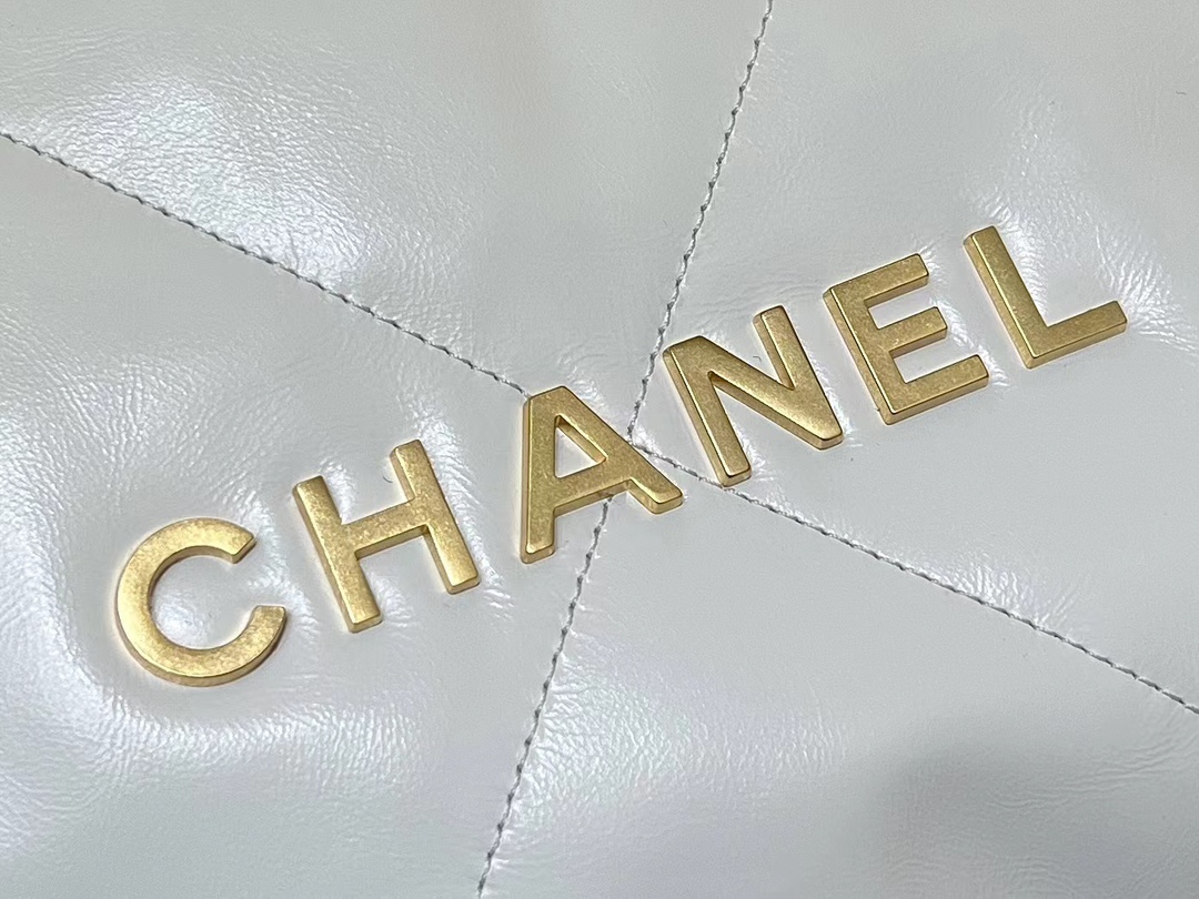 T&uacute;i X&aacute;ch Chanel 22BAG AS4486 M&agrave;u Trắng