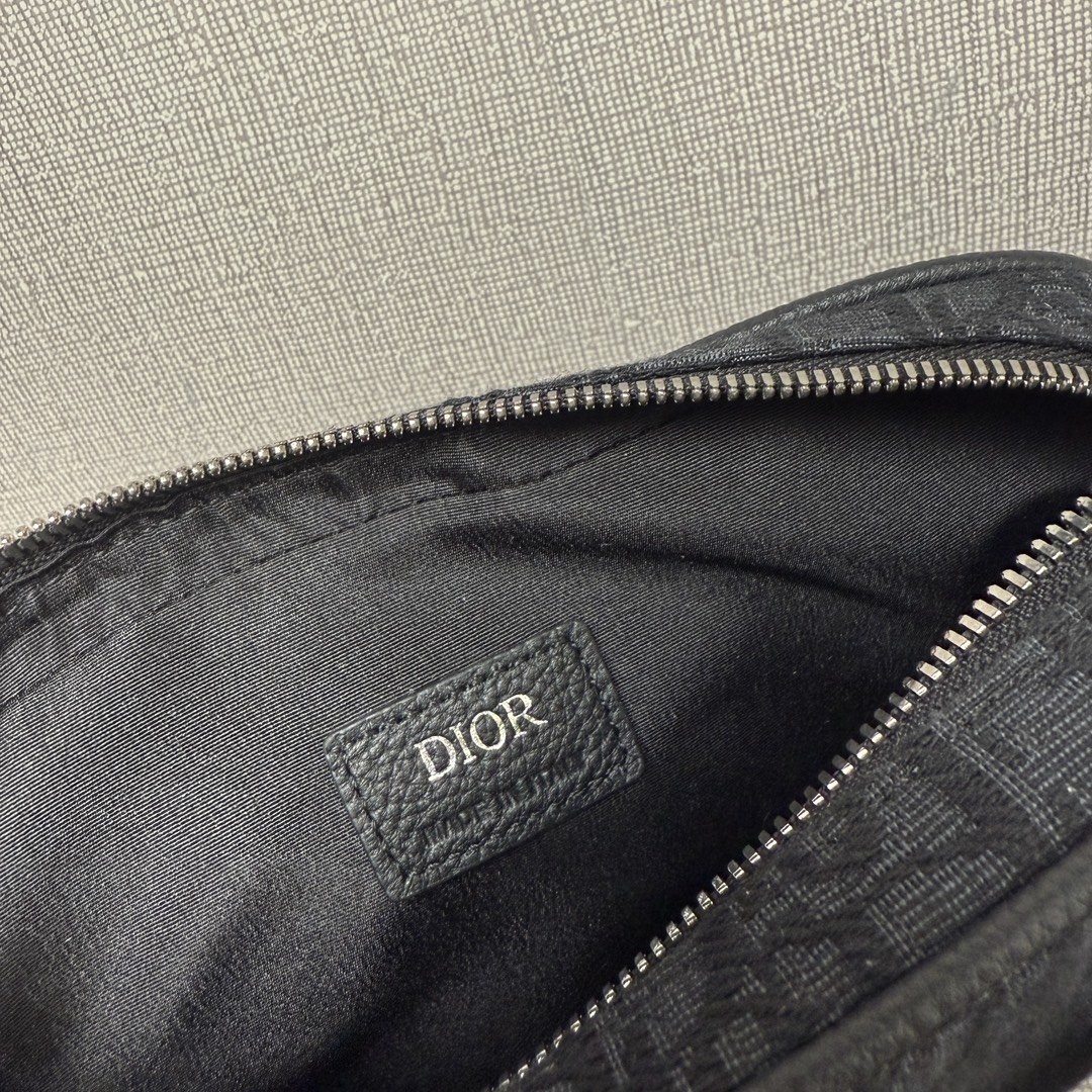 Túi xách Dior Oblique màu đen 9204