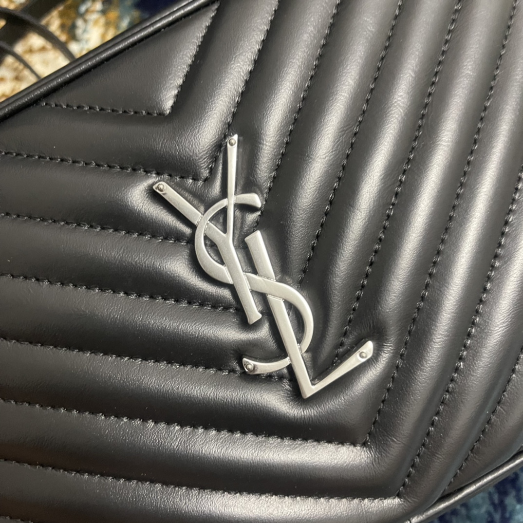 T&uacute;i X&aacute;ch YSL LOU 505730 M&agrave;u Đen Kh&oacute;a Bạc