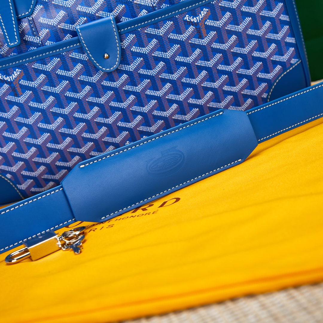 Goyard Ambassade 1100 (blue)