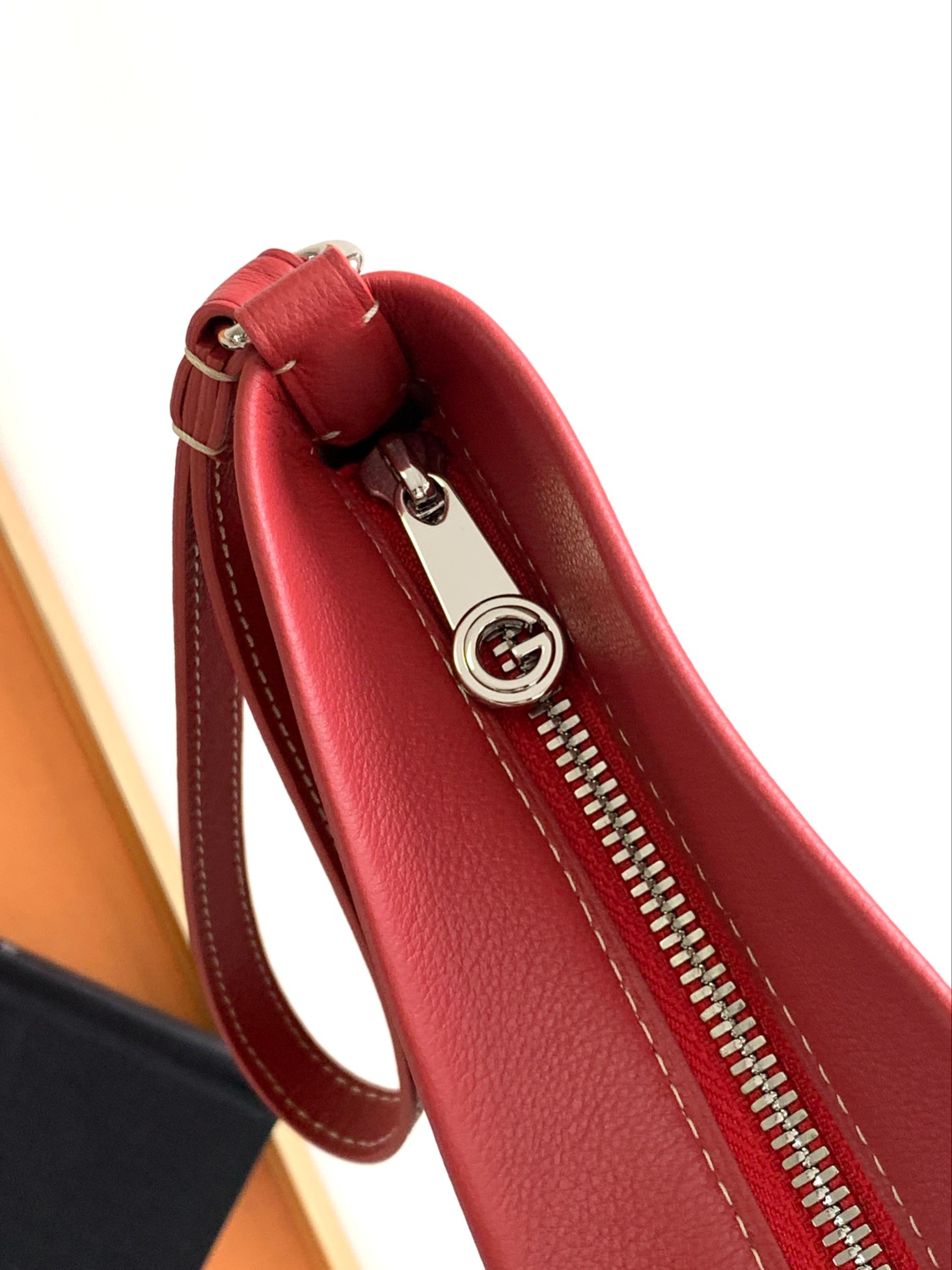 GOYARD CONTI 8811 (red)