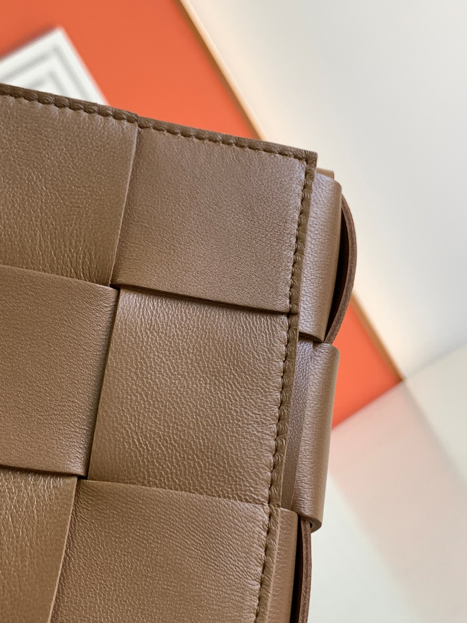 Bottega Veneta Cassette Màu Nâu