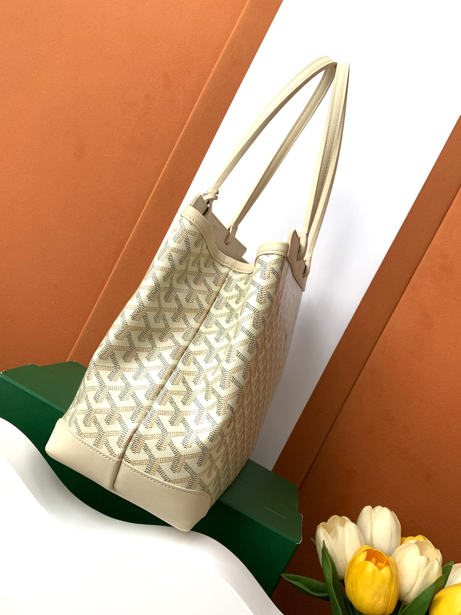 Goyard bellechasse  8031 (yellow)