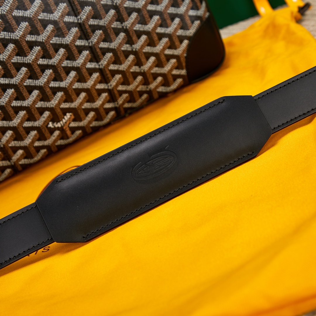 Goyard Ambassade 1100 (black)