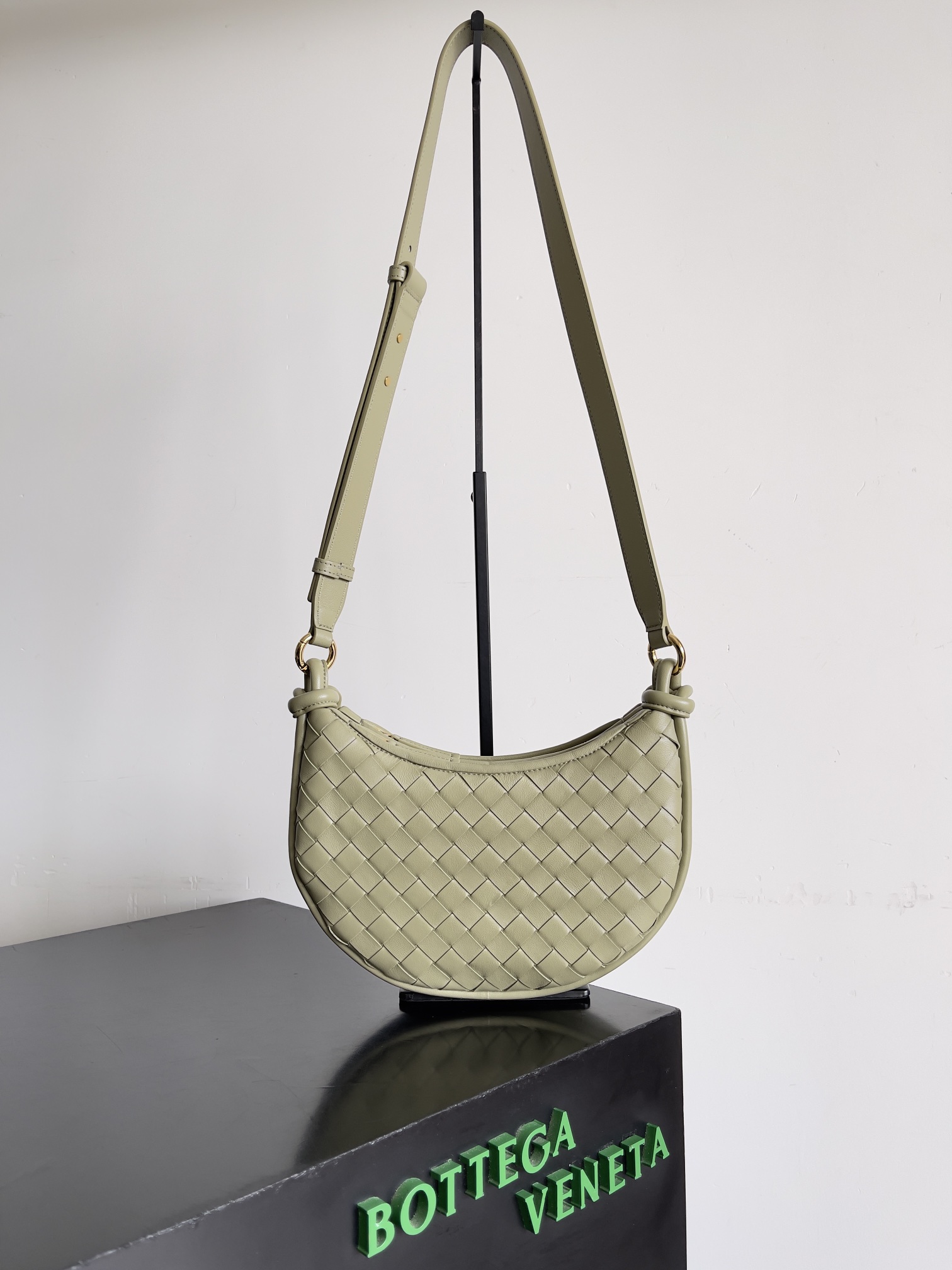 Túi xách nữ bottega veneta màu rêu 796638