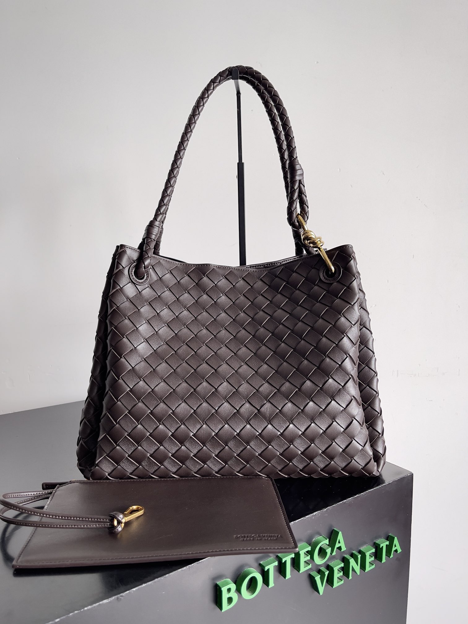 Túi xách nữ bottega veneta màu nâu 796571