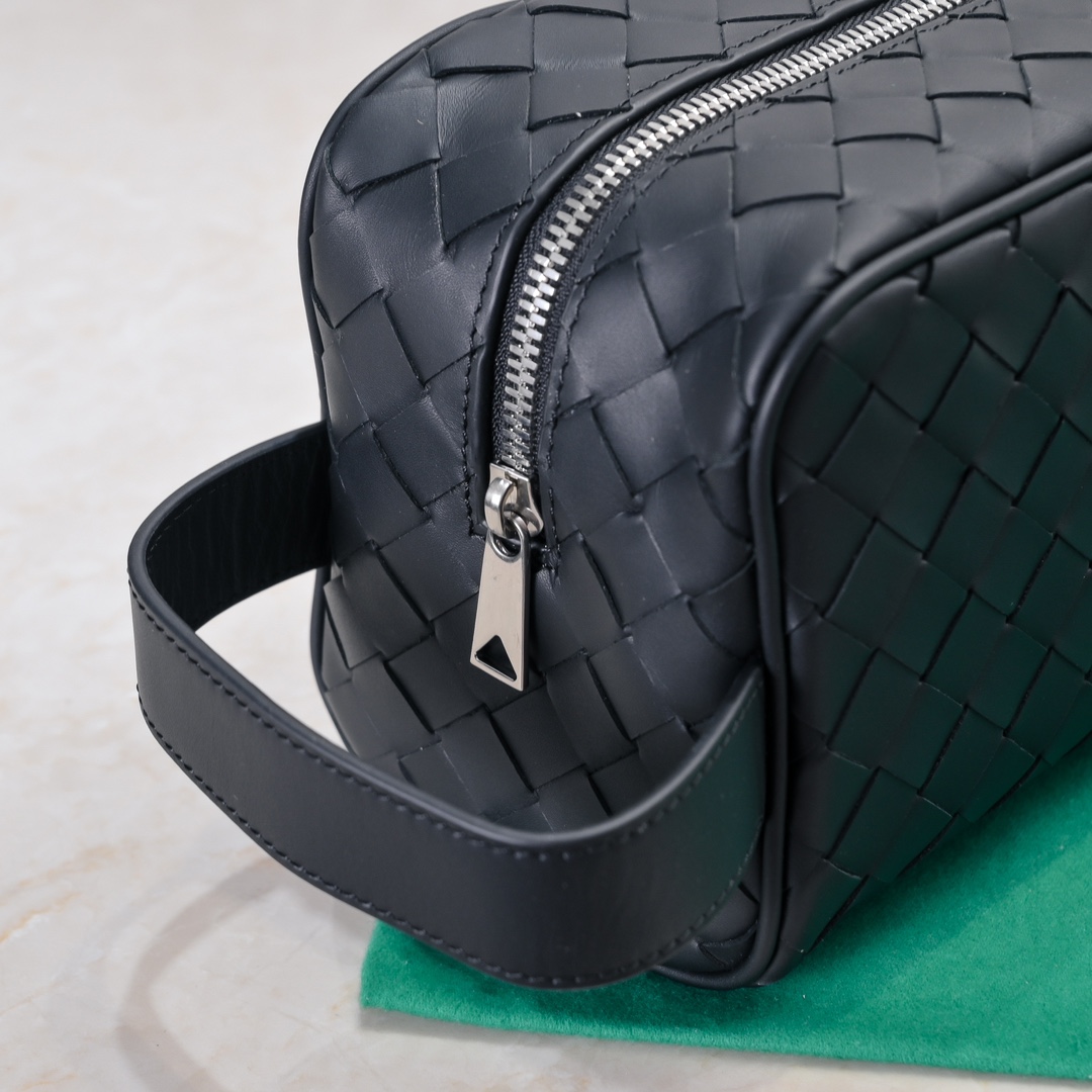Túi Xách Nam Bottega Veneta 7799 Màu Đen