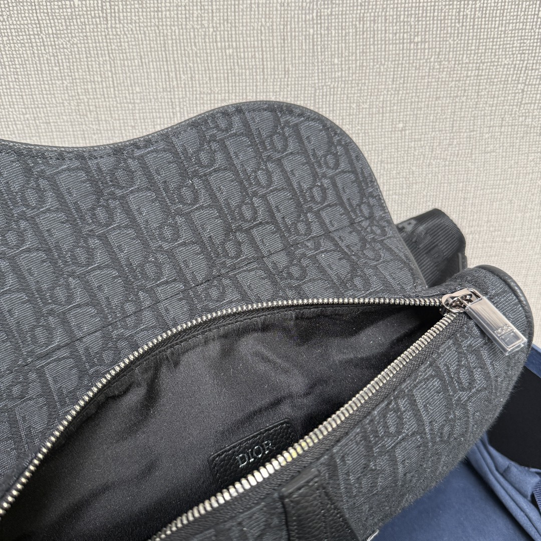 Túi đeo chéo Dior Oblique 9032