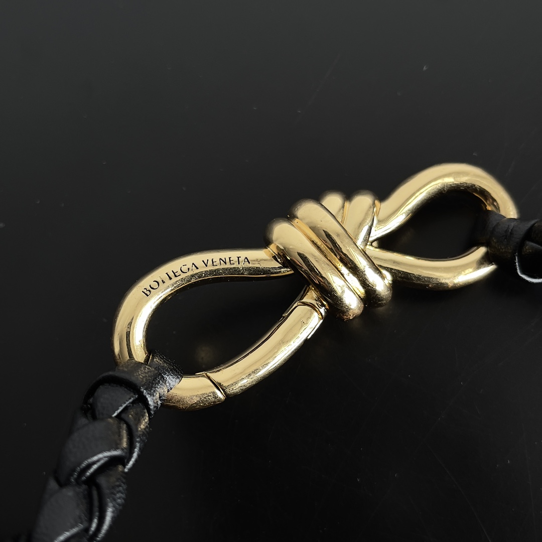 Túi xách nữ bottega veneta màu đen 754990