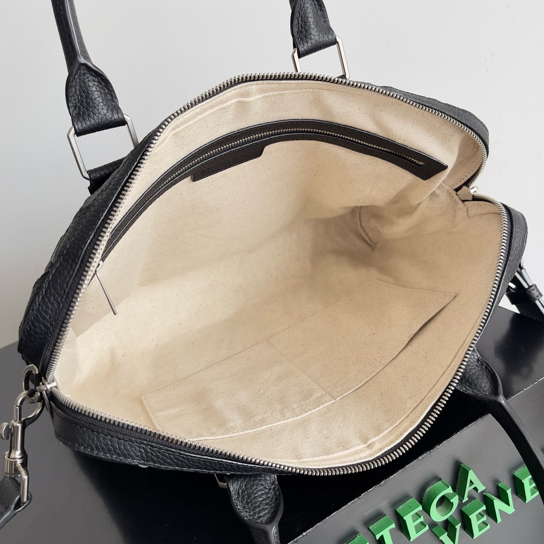 Túi xách nữ bottega veneta màu đen 799765