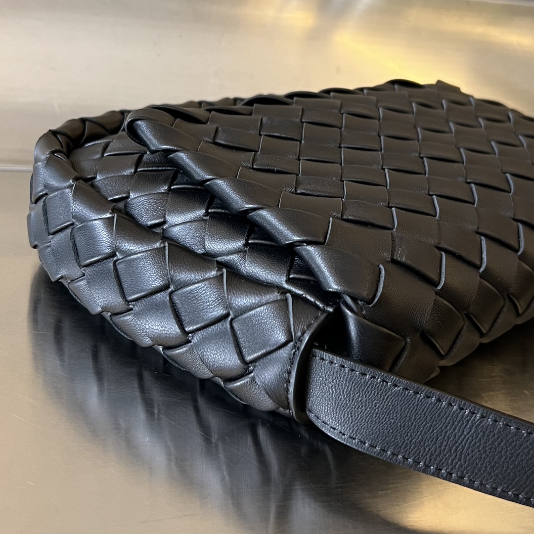 Túi xách nữ bottega veneta màu đen 755659