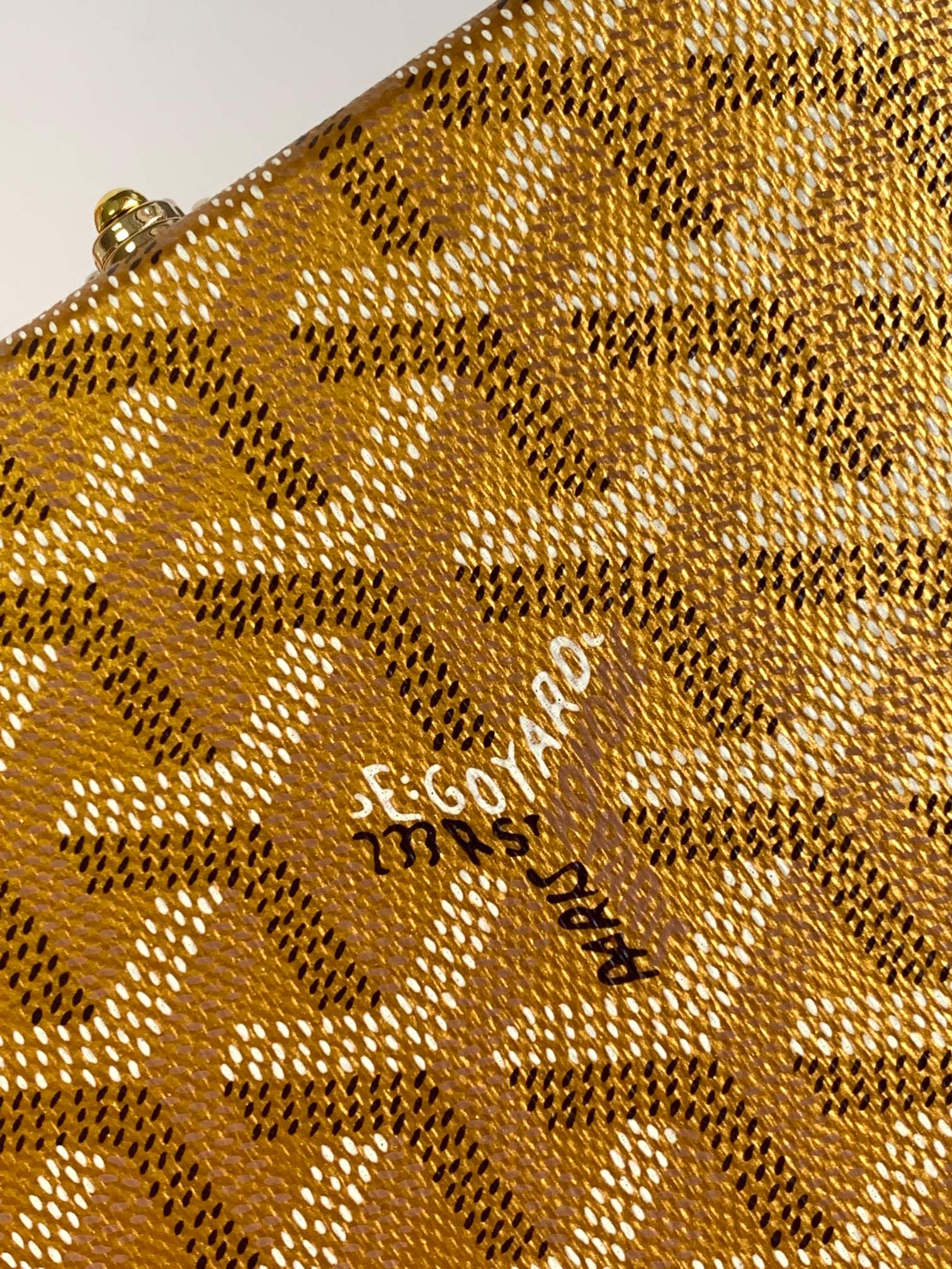  Goyard Minaudi&egrave;re 8210 (yellow)