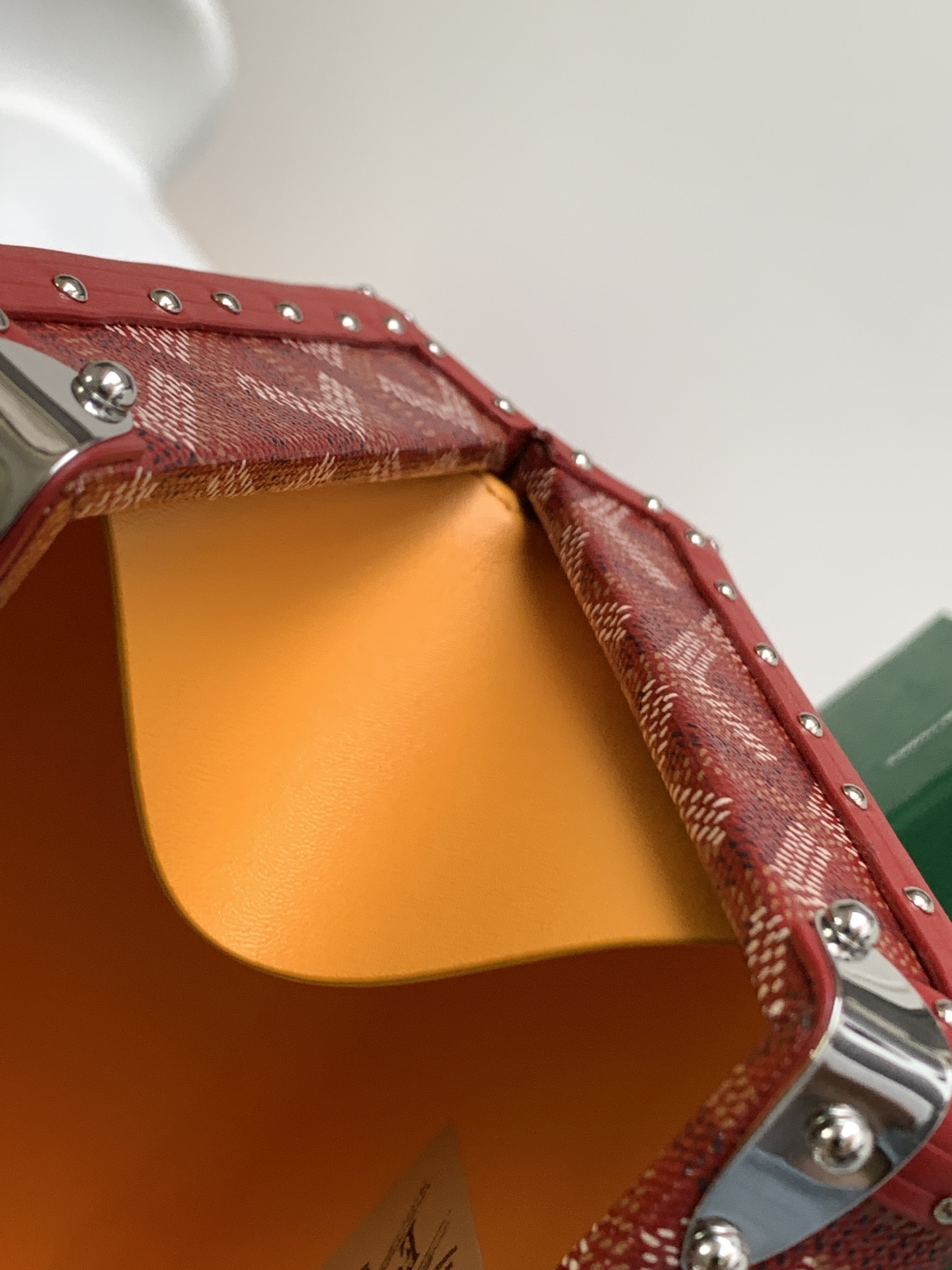  Goyard Minaudi&egrave;re 8210 (red)