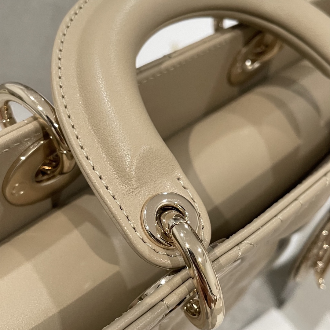 T&uacute;i X&aacute;ch Tay Dior D-Joy Nữ M&agrave;u Be