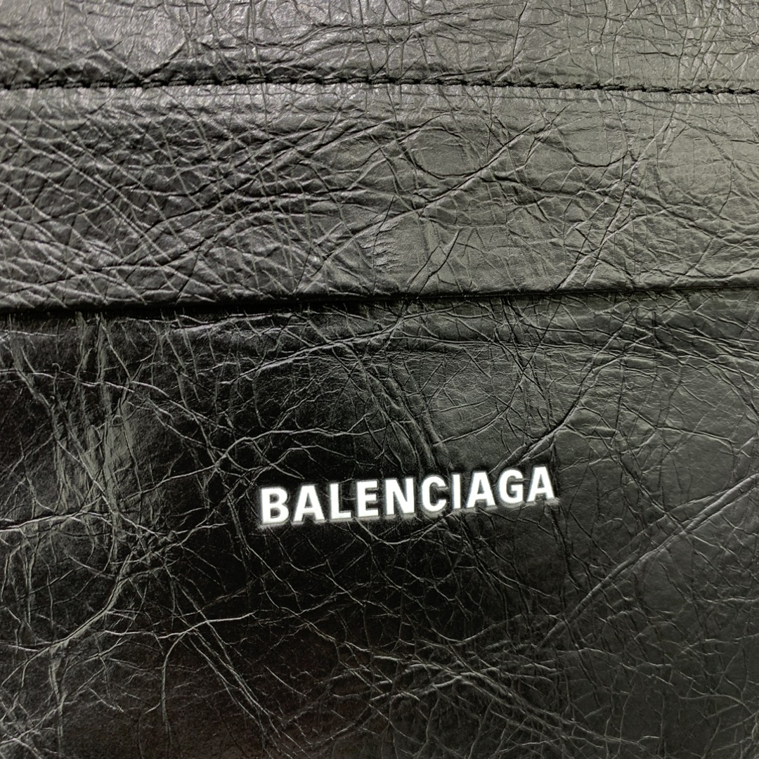 Balo nam nữ Balenciaga màu đen 180100