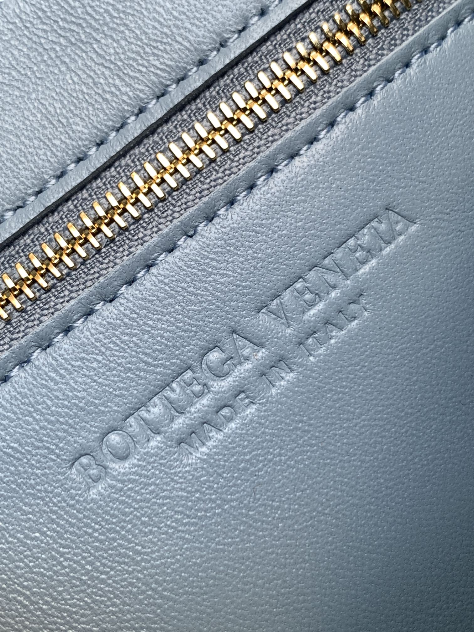Bottega Veneta Cassette Màu Xanh Dương