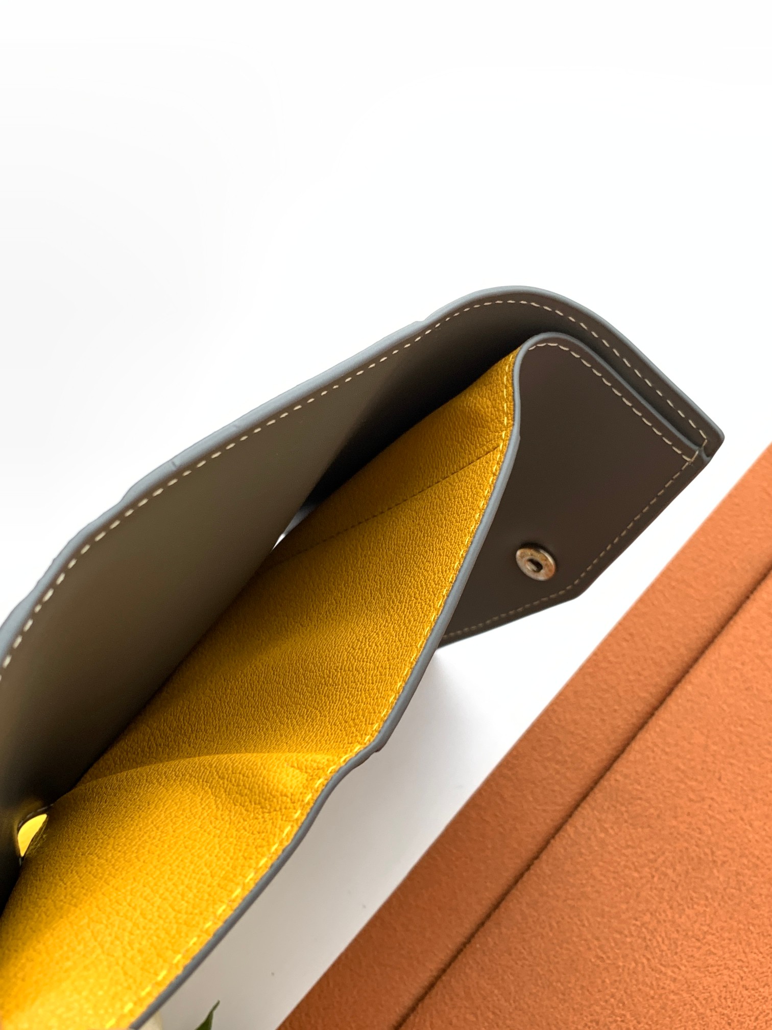 V&iacute; Goyard Saint Gabriel 8513 M&agrave;u X&aacute;m 