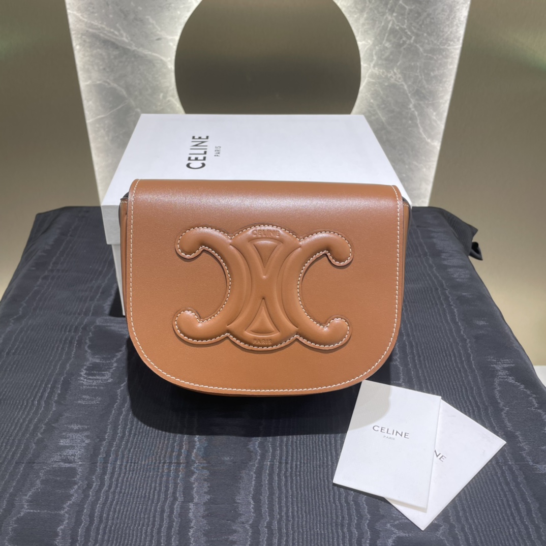 T&uacute;i X&aacute;ch Nữ Folco Cuir Triomphe 198263 M&agrave;u N&acirc;u 