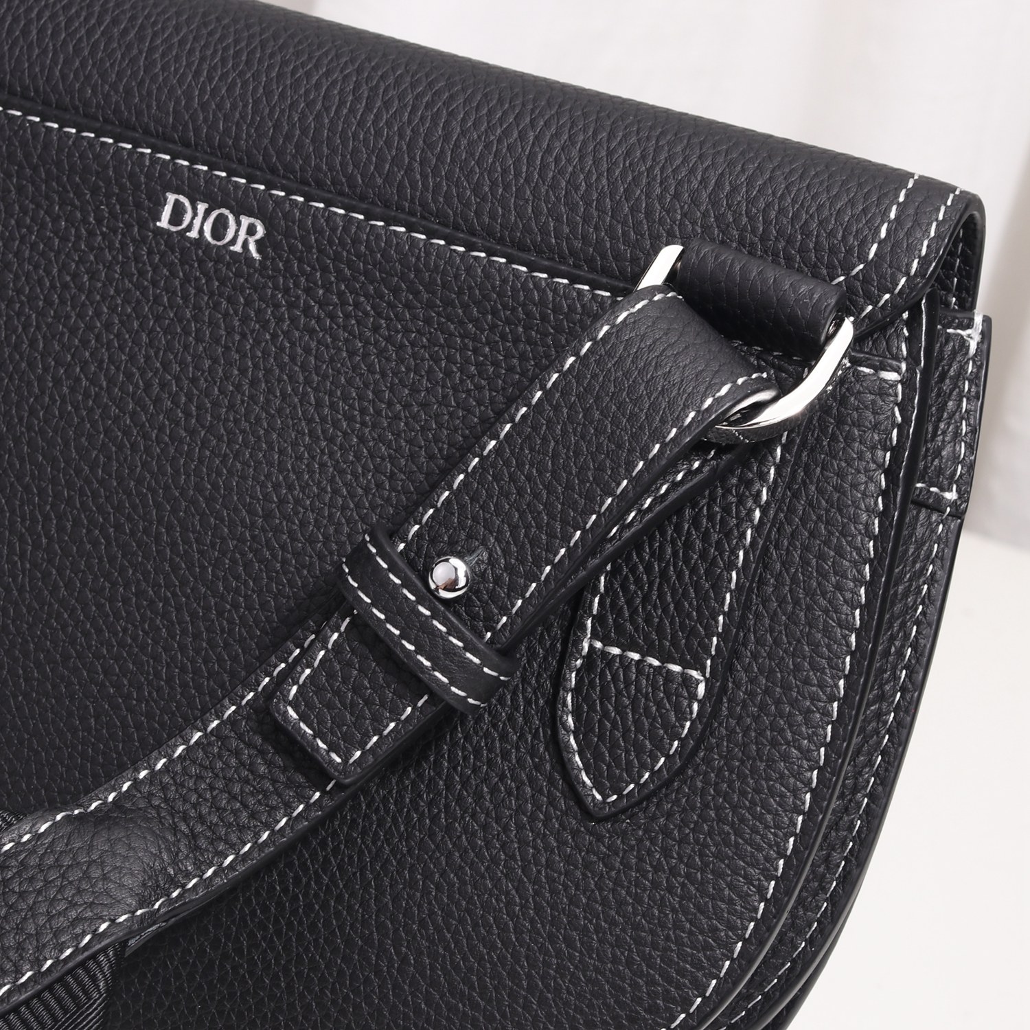 Túi Xách Nam Dior Oblique Màu Đen  80015