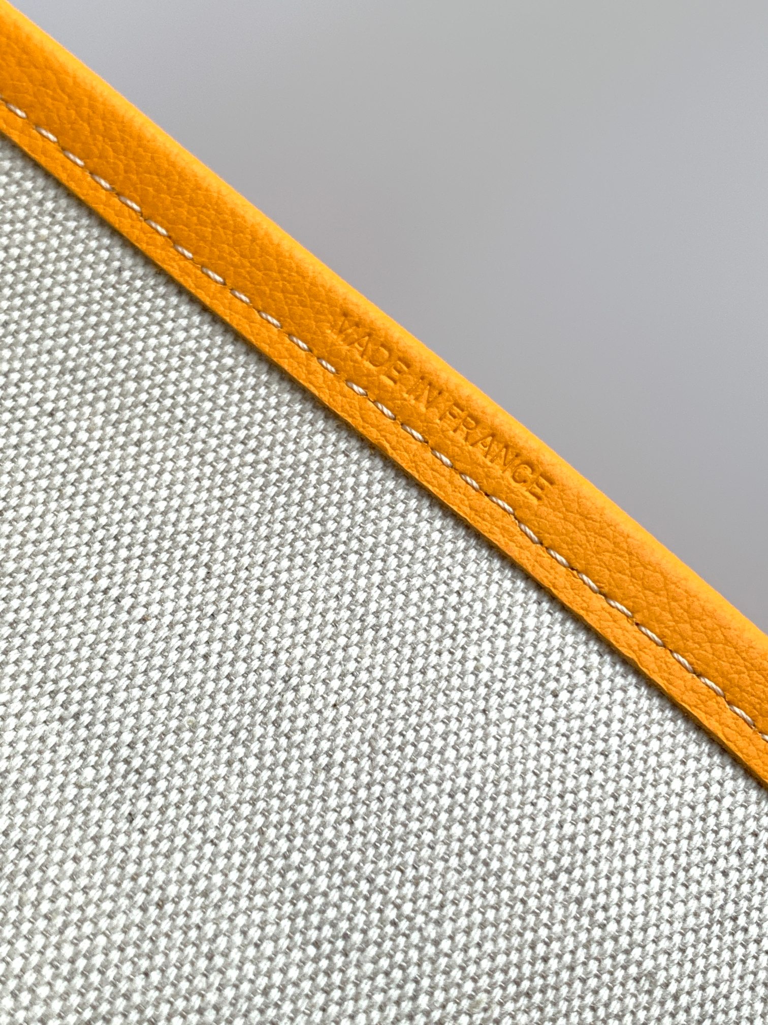 goyard Villette 8088 (yellow)