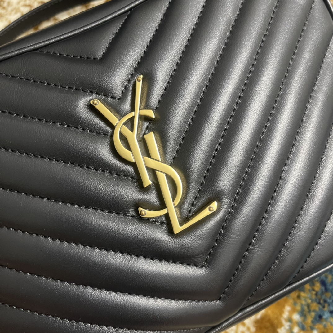 T&uacute;i X&aacute;ch YSL LOU 505730 M&agrave;u Đen Kh&oacute;a V&agrave;ng