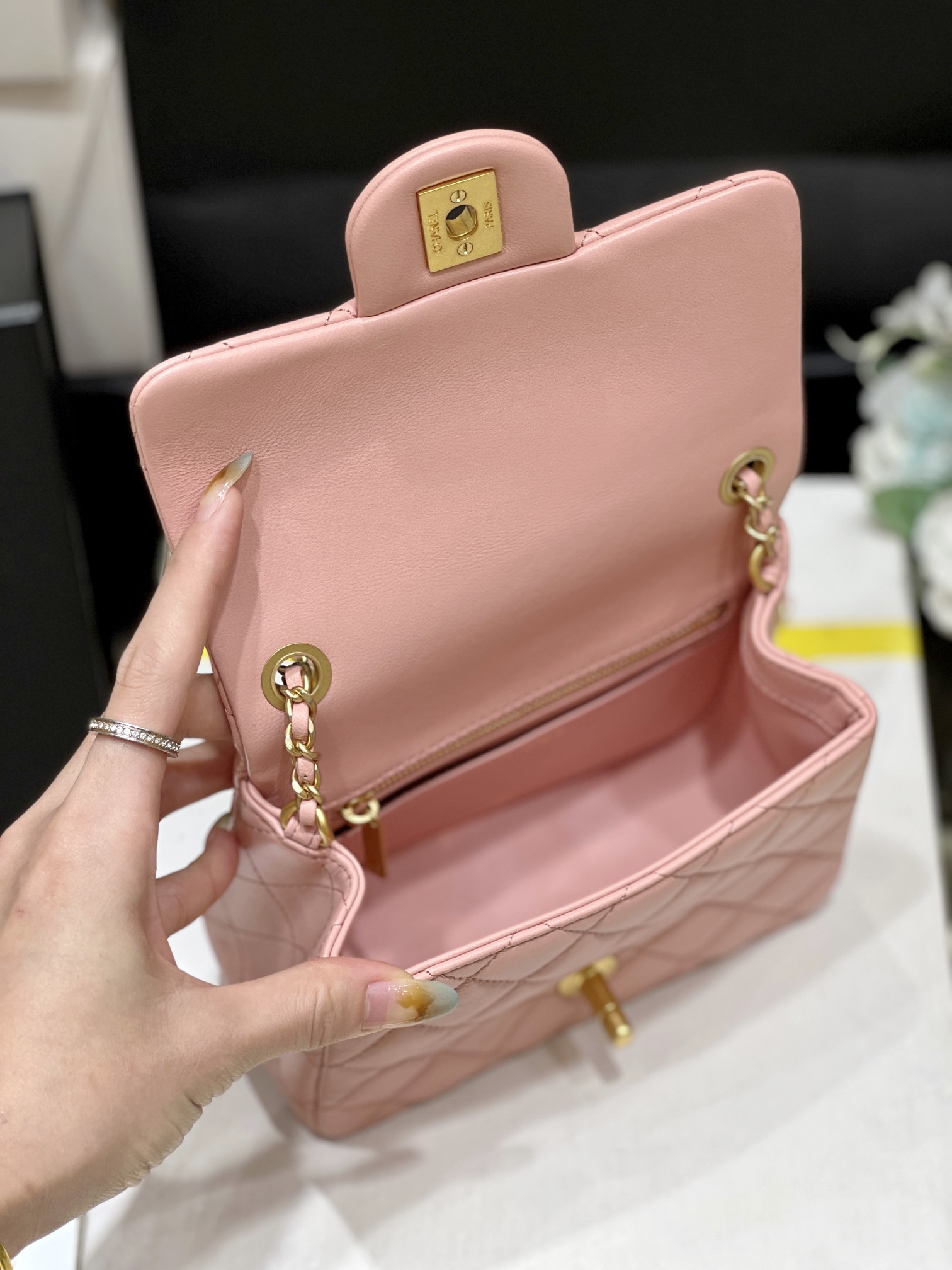 Túi Xách Chanel CF Mini Màu Hồng AS1786